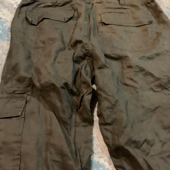 Banana Republic cargo capris - Picture 5 of 5